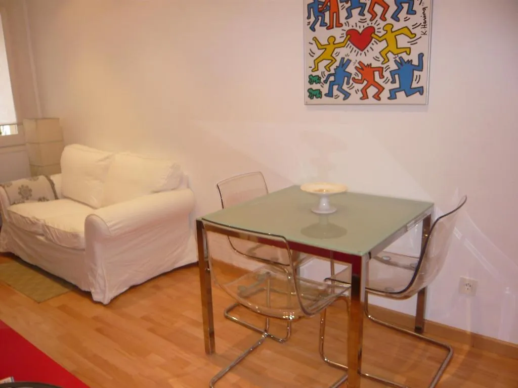 Apartament Conde Gueell Apartment Barcelona Spain